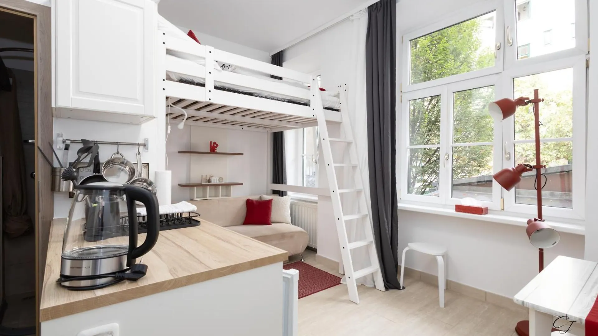 Apartment Market Retreat Near Hbh Vienna